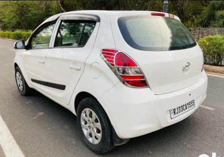 Hyundai i20 Sportz 1.2 (O) 2012