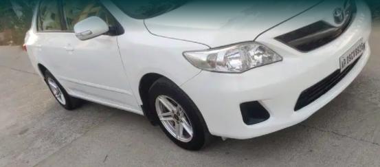Toyota Corolla Altis D 4D GL 2013