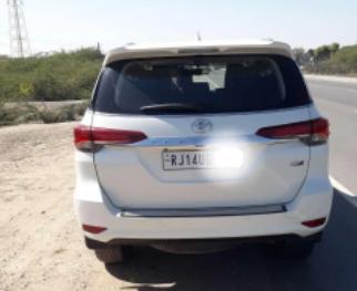 Toyota Fortuner 3.0 4x2 MT 2019