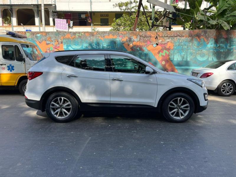 Hyundai Santa FE 2 WD AT 2014