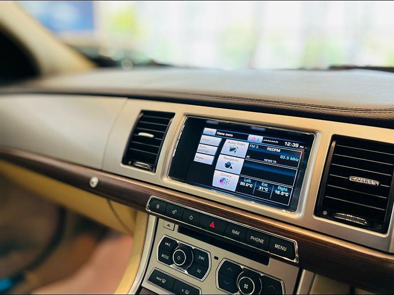 Jaguar XF 2.2 Diesel Luxury 2015