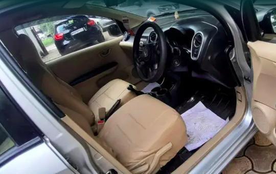 Honda Mobilio S i-DTEC 2014