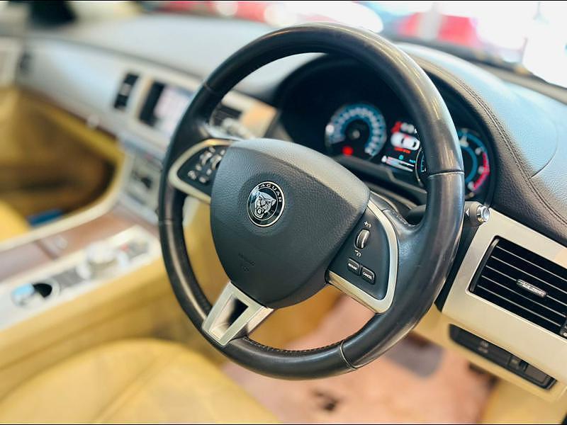 Jaguar XF 2.2 Diesel Luxury 2015