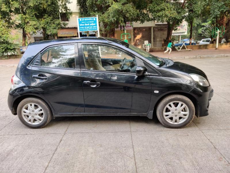 Honda Brio V MT 2012