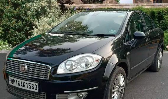 Fiat Linea Emotion 1.3 2012