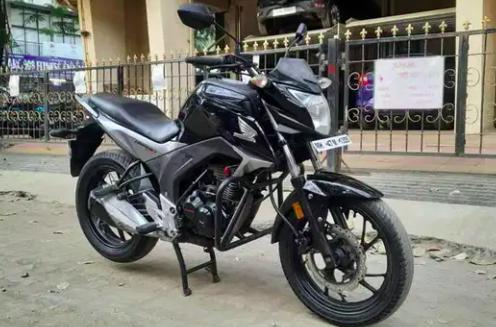 Honda CB Hornet 160R CBS 2016