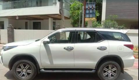 Toyota Fortuner 2.8 4x2 MT 2018