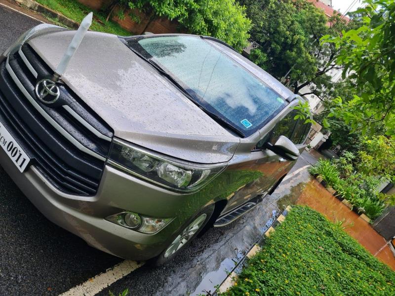 Toyota Innova Crysta 2.8 GX 7 Seater 2017
