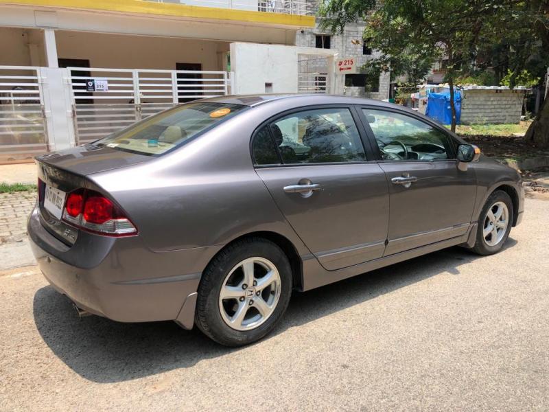 Honda Civic 1.8V MT 2011