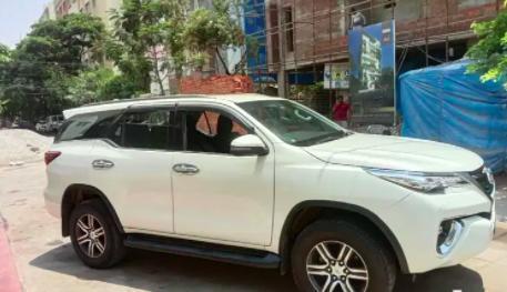 Toyota Fortuner 2.8 4x2 MT 2018