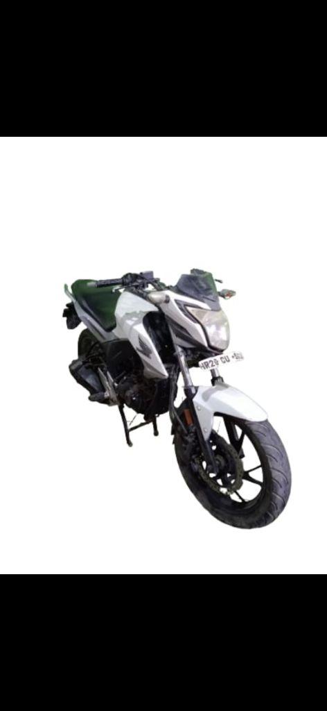 Honda CB Hornet 160R CBS 2016