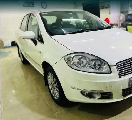 Fiat Linea EMOTION 1.4 2010