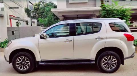 Isuzu MU-X 4x2 2018