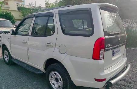 Tata Safari Storme EX 2015