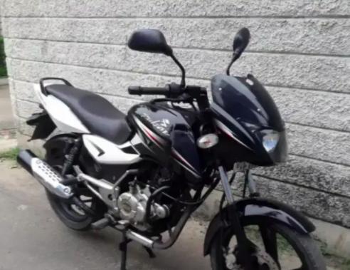 Bajaj Pulsar 150cc 2015
