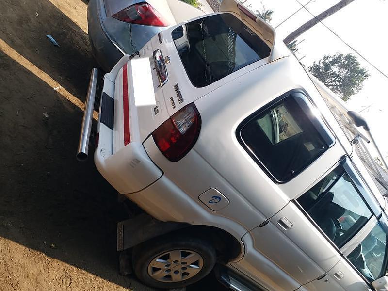 Chevrolet Tavera Neo 3 LS- 10 STR BS-III 2015