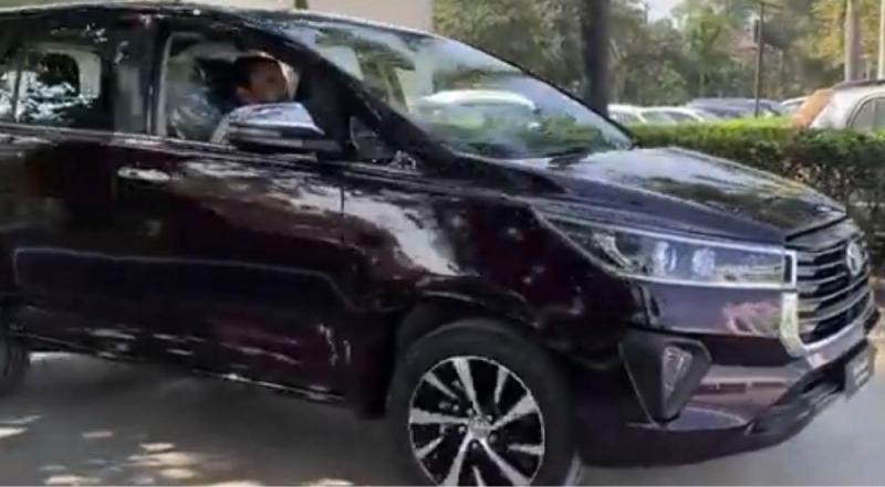 Toyota Innova Crysta 2.4 G 7 STR 2022