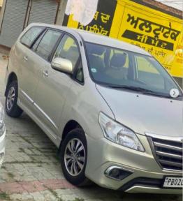 Toyota Innova 2.5 VX 7 STR BS IV 2015