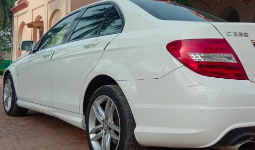Mercedes-Benz C-Class 220 CDI AT 2013