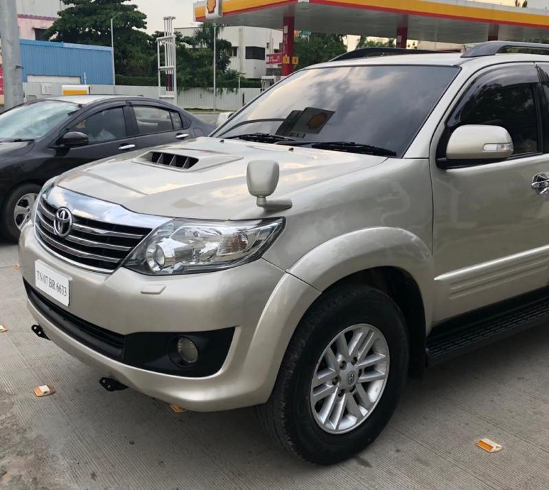 Toyota Fortuner 3.0 4x4 AT 2012
