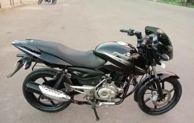 Bajaj Pulsar 180cc 2017
