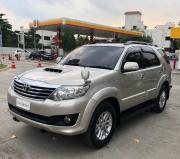 Toyota Fortuner 3.0 4x4 AT 2012