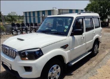 Mahindra Scorpio S10 2015