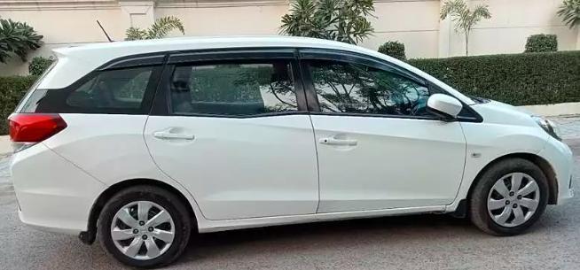 Honda Mobilio S i-DTEC 2015