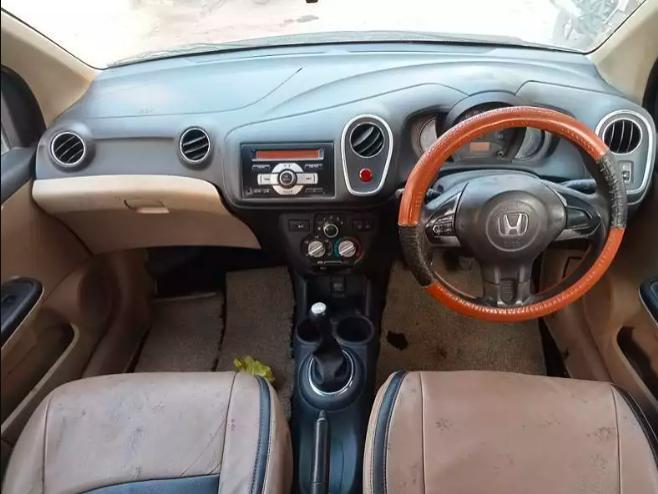 Honda Mobilio V i-DTEC 2015