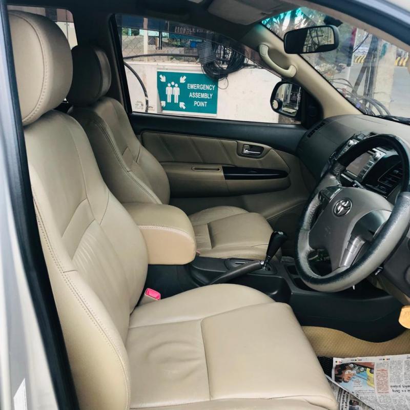 Toyota Fortuner 3.0 4x4 AT 2012