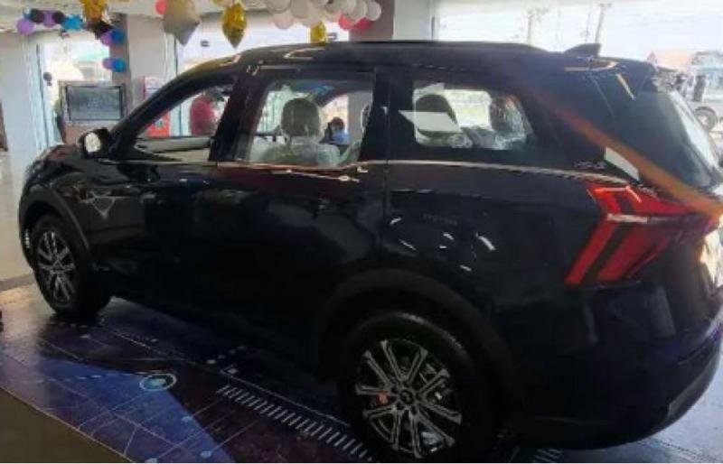 Mahindra XUV700 MX Diesel MT 5 STR 2022