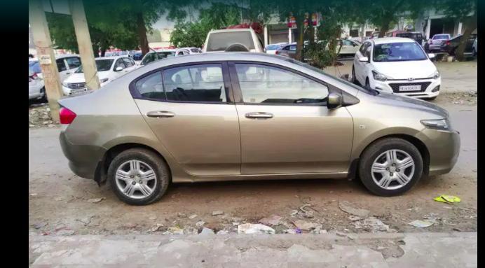 Honda City S i-VTEC 2009