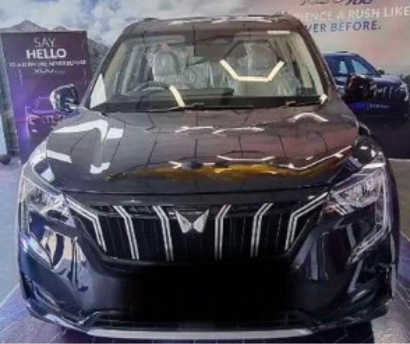 Mahindra XUV700 MX Diesel MT 5 STR 2022