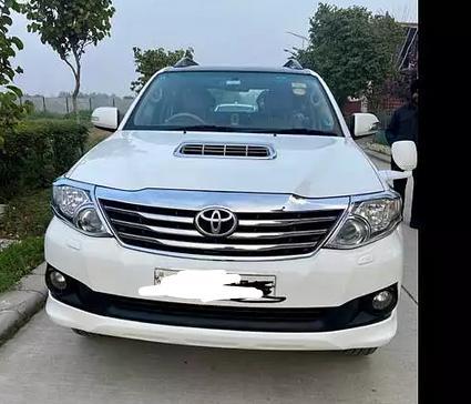 Toyota Fortuner Sportivo 4x2 AT 2017