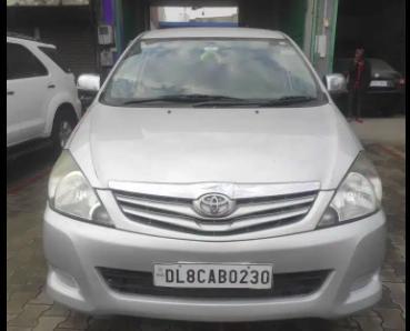Toyota Innova 2.5 GX 7 STR BS IV 2011