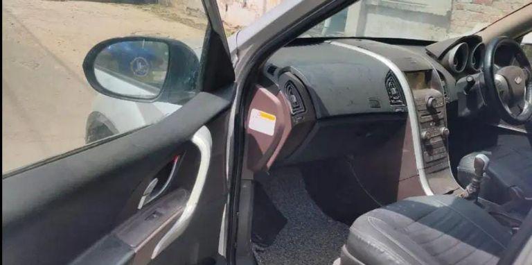 Mahindra XUV500 W8 2012