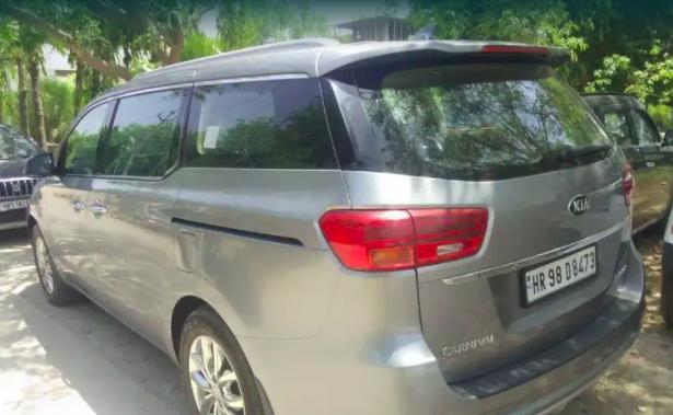 Kia Carnival Limousine 7 STR 2022