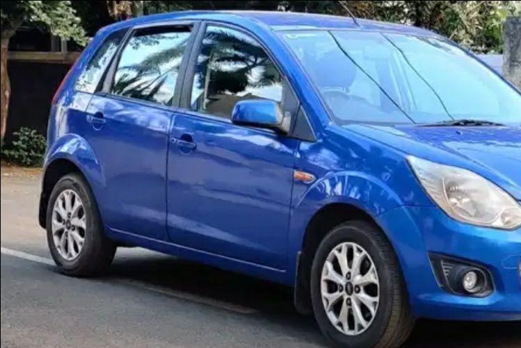 Ford Figo 1.4 TDCI TITANIUM 2013