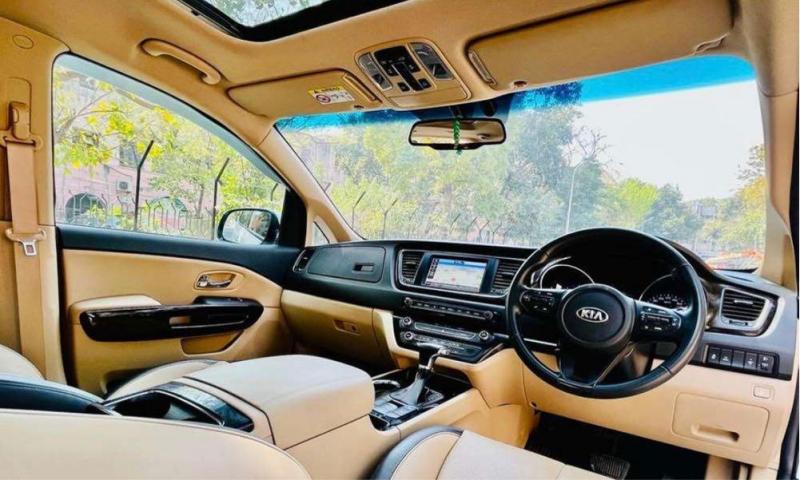 Kia Carnival Limousine 7 STR 2021