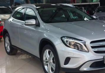 Mercedes-Benz GLA 200 Sport 2015