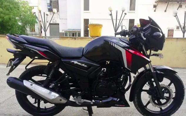 TVS Apache RTR 160cc Rear Disc 2015