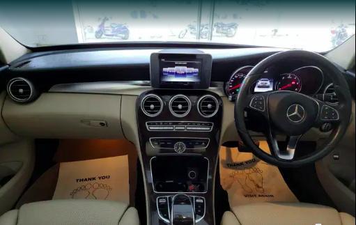 Mercedes-Benz C-Class 220 CDI AVANTGARDE AT 2015