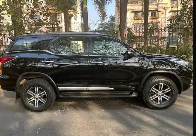 Toyota Fortuner 2.8 4x4 AT 2022