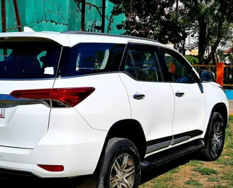 Toyota Fortuner 2.8 4x4 AT 2017