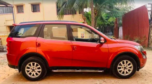Mahindra XUV500 W10 2015