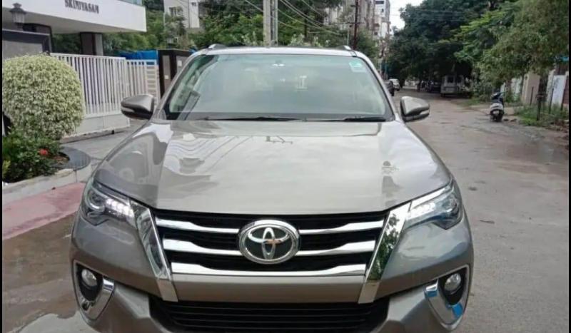 Toyota Fortuner 2.8 4x4 AT 2017