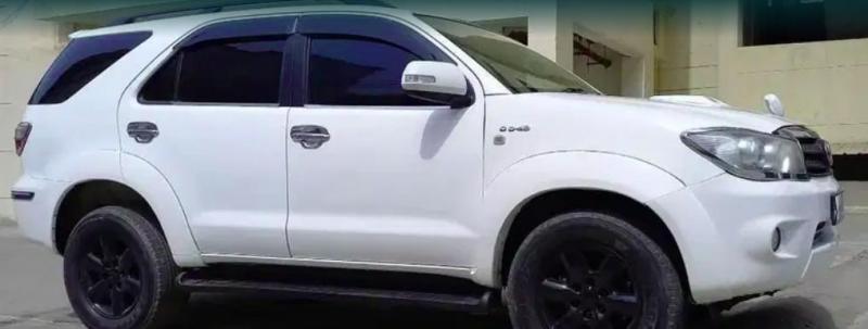 Toyota Fortuner 3.0 MT 4X4 2011