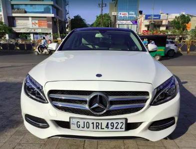 Mercedes-Benz C-Class 220 CDI AVANTGARDE AT 2015