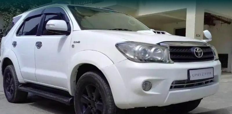 Toyota Fortuner 3.0 MT 4X4 2011