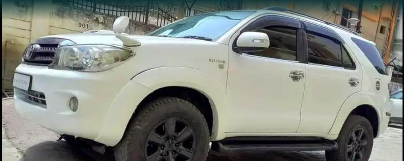 Toyota Fortuner 3.0 MT 4X4 2011